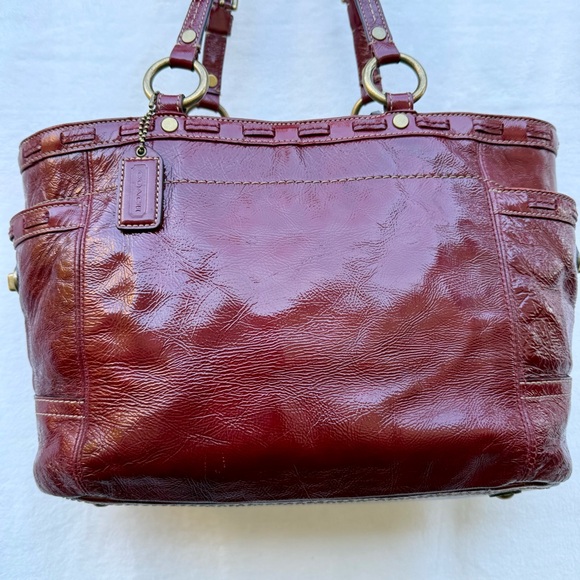 Coach Vintage 2007 Gallery East West Laced Tote Red Patent Leather 11500 - Picture 8 of 16